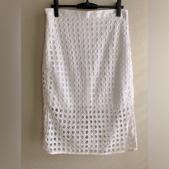 Banana Republic Dot Lace Pencil Skirt - Picture 2 of 6